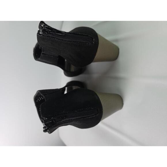 a.n.a A New Approach Women's Wedge Sandals Black Back Zipper Size 10 - Picture 9 of 9